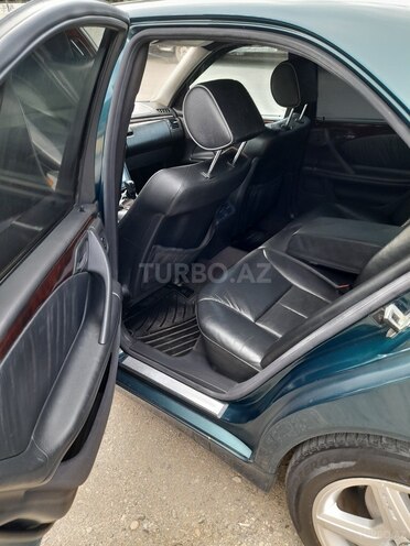 Mercedes E 270 2000, 310,000 km - 2.7 l - Bakı