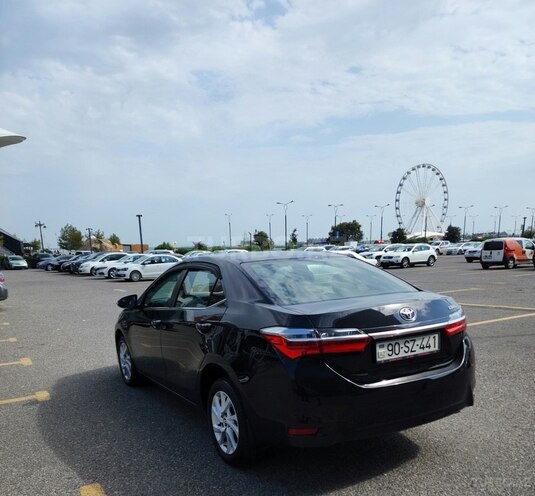 Toyota Corolla 2018, 129,000 km - 1.6 l - Bakı