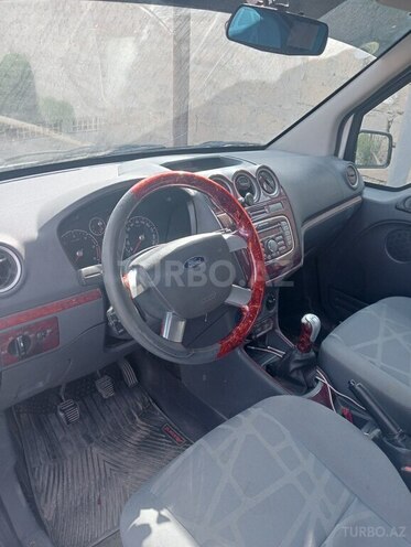 Ford Tourneo Connect 2010, 300,000 km - 1.8 л - Bakı