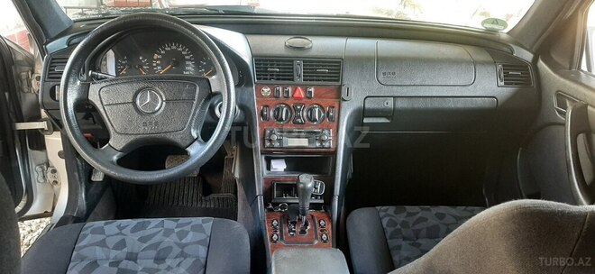 Mercedes C 200 2000, 424,000 km - 2.0 l - Masallı