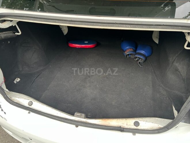 Renault Logan 2014, 450,000 km - 1.6 l - Bakı