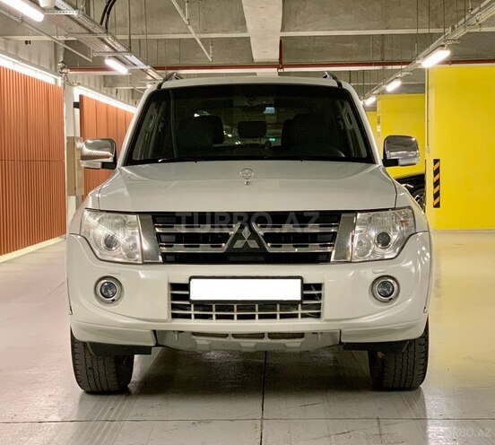 Mitsubishi Pajero 2012, 188,000 km - 3.5 l - Gəncə