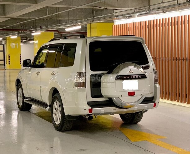 Mitsubishi Pajero 2012, 188,000 km - 3.5 l - Gəncə