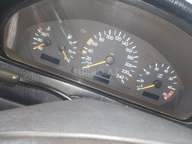 Mercedes C 230 1997, 295,200 km - 2.3 l - Bakı