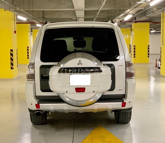 Mitsubishi Pajero 2012, 188,000 km - 3.5 l - Gəncə