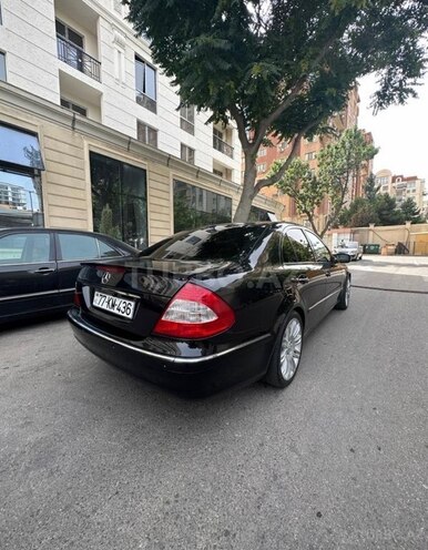 Mercedes E 320 2003, 302,500 km - 3.2 l - Bakı