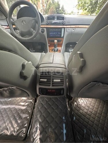 Mercedes E 320 2003, 302,500 km - 3.2 l - Bakı