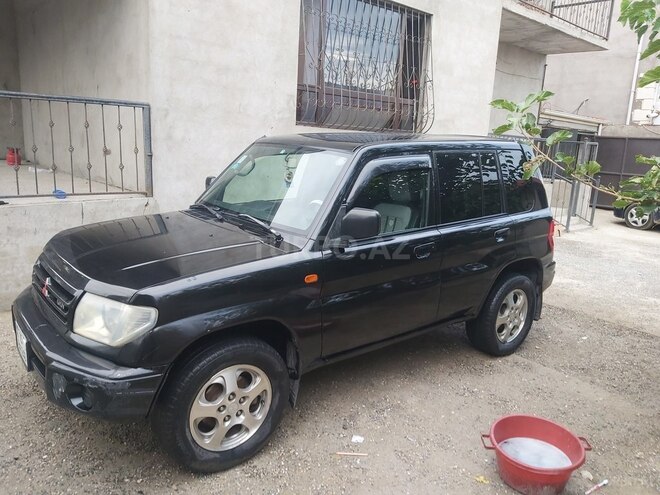 Mitsubishi Pajero io 2000, 302,012 km - 2.0 l - Bakı