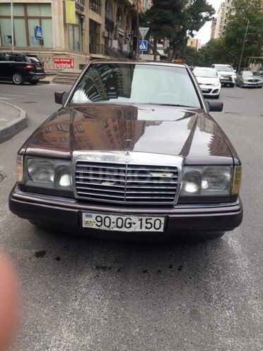 Mercedes E 250 1991, 455,000 km - 2.5 л - Bakı