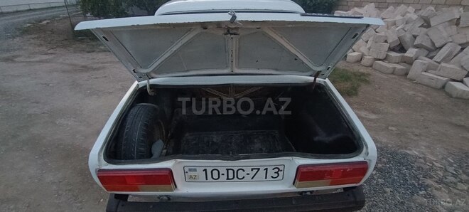 LADA (VAZ) 2107 1992, 300,000 km - 1.5 л - Salyan
