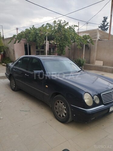 Mercedes E 230 1997, 5,563,988 km - 2.3 l - Bakı