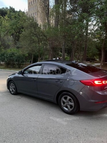 Hyundai Elantra 2015, 208,000 km - 1.6 л - Bakı