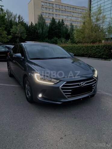 Hyundai Elantra 2015, 208,000 km - 1.6 л - Bakı
