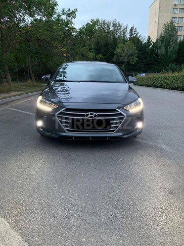 Hyundai Elantra 2015, 208,000 km - 1.6 л - Bakı