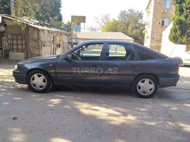 Opel Vectra 1995, 282,000 km - 1.8 l - Xırdalan