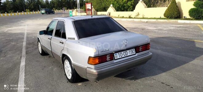 Mercedes 190 1989, 68,000 km - 2.0 l - Mingəçevir
