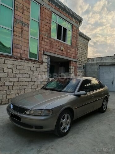 Opel Vectra 1996, 411,000 km - 1.8 l - Mingəçevir