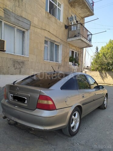 Opel Vectra 1996, 411,000 km - 1.8 l - Mingəçevir