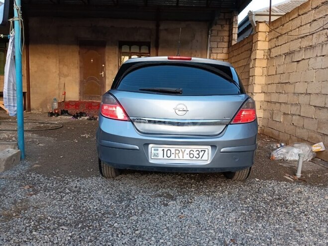 Opel Astra 2009, 220,000 km - 1.4 l - Bakı