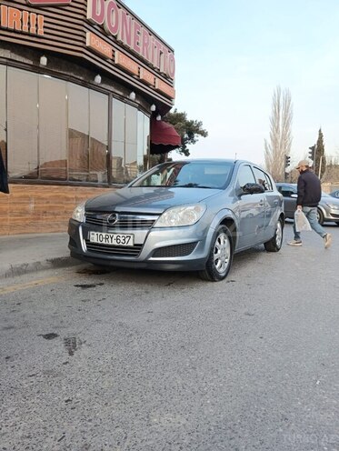 Opel Astra 2009, 220,000 km - 1.4 l - Bakı
