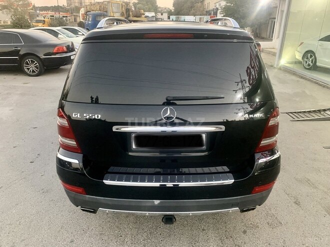 Mercedes GL 550