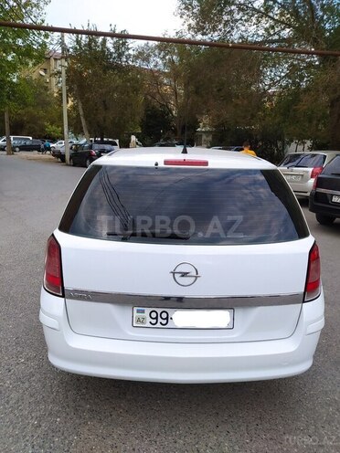 Opel Astra 2010, 263,412 km - 1.4 l - Sumqayıt