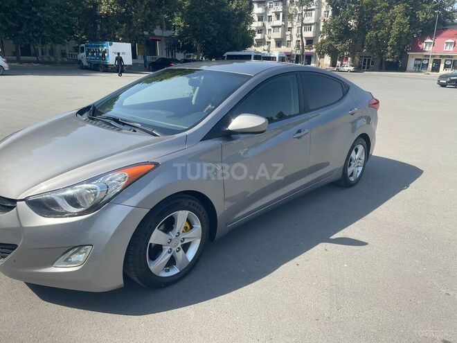 Hyundai Elantra 2011, 296,000 km - 1.8 l - Mingəçevir