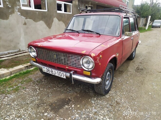 LADA (VAZ) 2102 1973, 10,000 km - 1.2 l - Quba