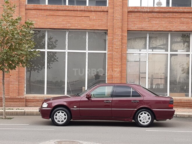 Mercedes C 180 1997, 250,000 km - 1.8 л - Gəncə
