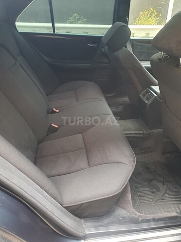 Mercedes E 220 1997, 470,000 km - 2.2 l - Bakı