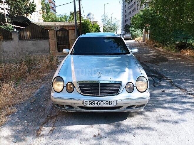 Mercedes E 220 2000, 700,000 km - 2.2 l - Bakı