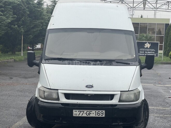Ford Transit 2003, 390,000 km - 2.5 l - Qax
