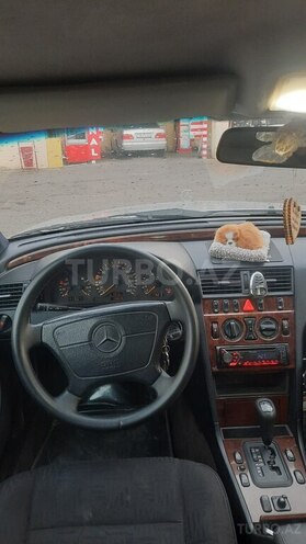 Mercedes C 240 1998, 210,000 km - 2.4 l - Gəncə