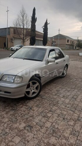 Mercedes C 240 1998, 210,000 km - 2.4 l - Gəncə
