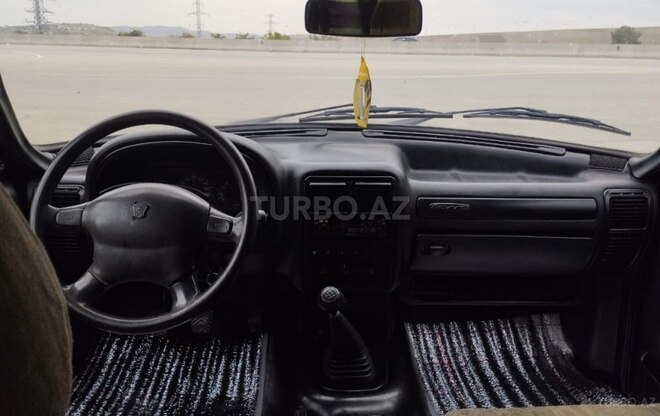 GAZ 3110 2003, 194,000 km - 2.4 л - Qobustan