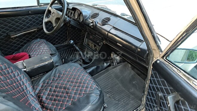 LADA (VAZ) 2106 1987, 13,000 km - 1.3 л - Qazax