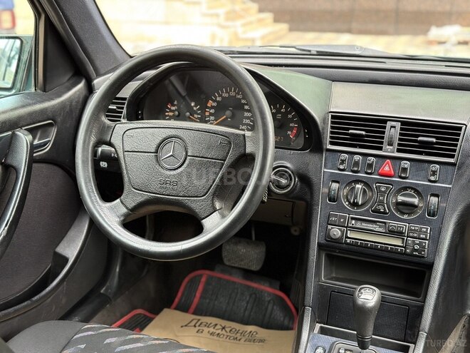 Mercedes C 200 1999, 324,000 km - 2.0 л - Gəncə
