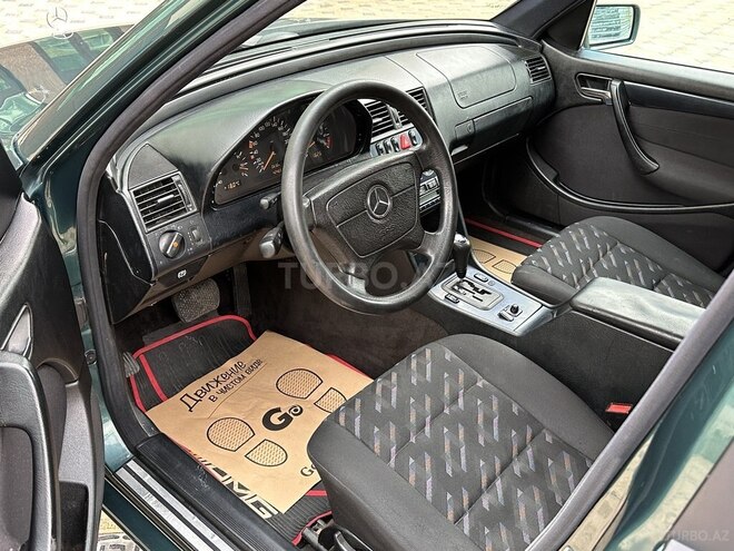 Mercedes C 200 1999, 324,000 km - 2.0 л - Gəncə