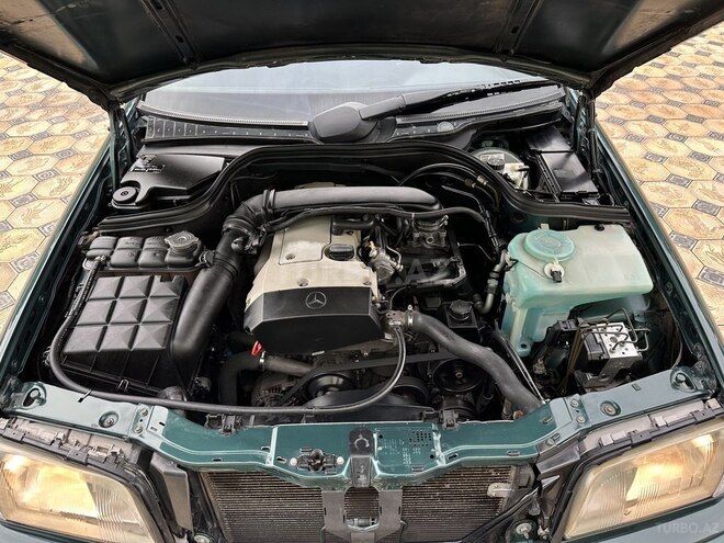 Mercedes C 200 1999, 324,000 km - 2.0 л - Gəncə