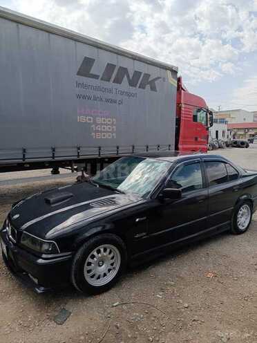 BMW 325 1994, 321,448 km - 2.5 l - Bakı