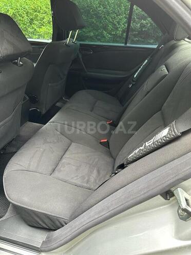 Mercedes E 240 1998, 304,000 km - 2.4 l - Gəncə