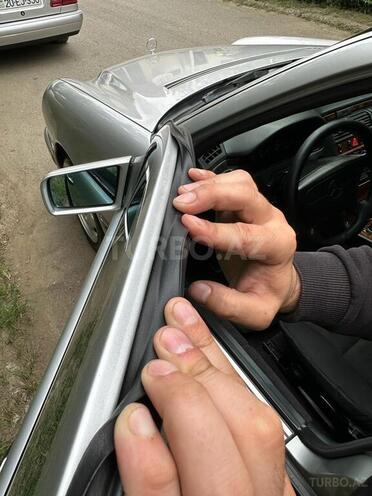 Mercedes E 240 1998, 304,000 km - 2.4 l - Gəncə