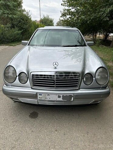Mercedes E 240 1998, 304,000 km - 2.4 l - Gəncə