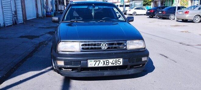 Volkswagen Vento 1994, 280,000 km - 1.8 l - Bakı