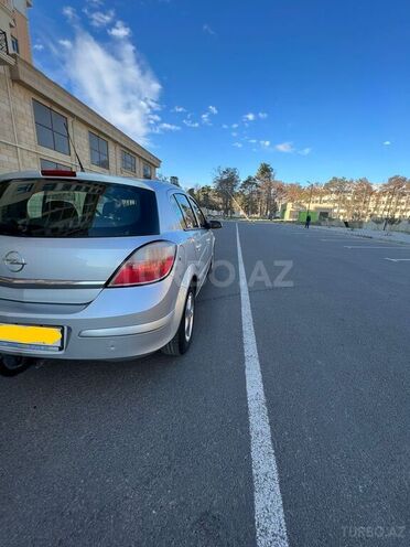 Opel Astra 2004, 165,000 km - 1.4 л - Sumqayıt