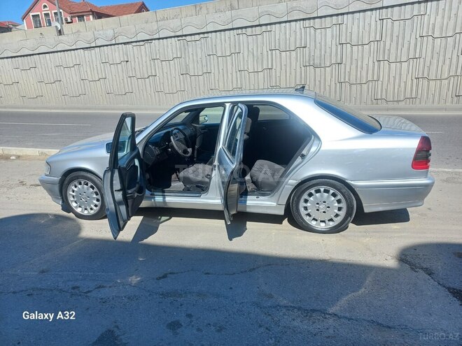 Mercedes C 200 1999, 321,456 km - 2.0 л - Bakı
