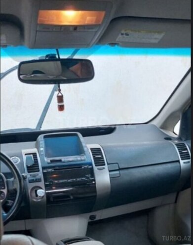 Toyota Prius 2007, 245,574 km - 1.5 л - Ucar