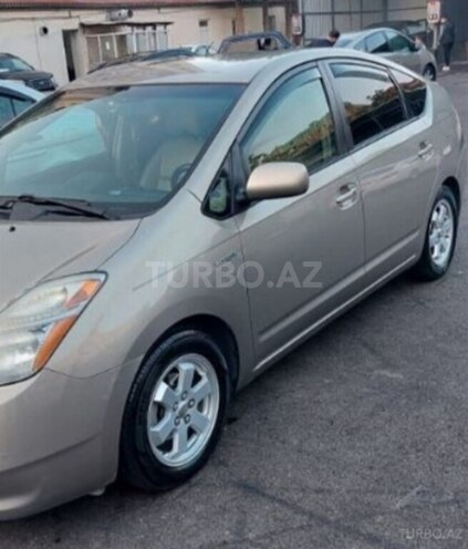 Toyota Prius 2007, 245,574 km - 1.5 л - Ucar