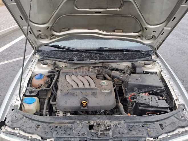 Skoda Octavia 2002, 356,985 km - 2.0 l - Bakı
