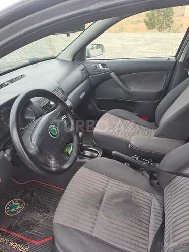 Skoda Octavia 2002, 356,985 km - 2.0 l - Bakı